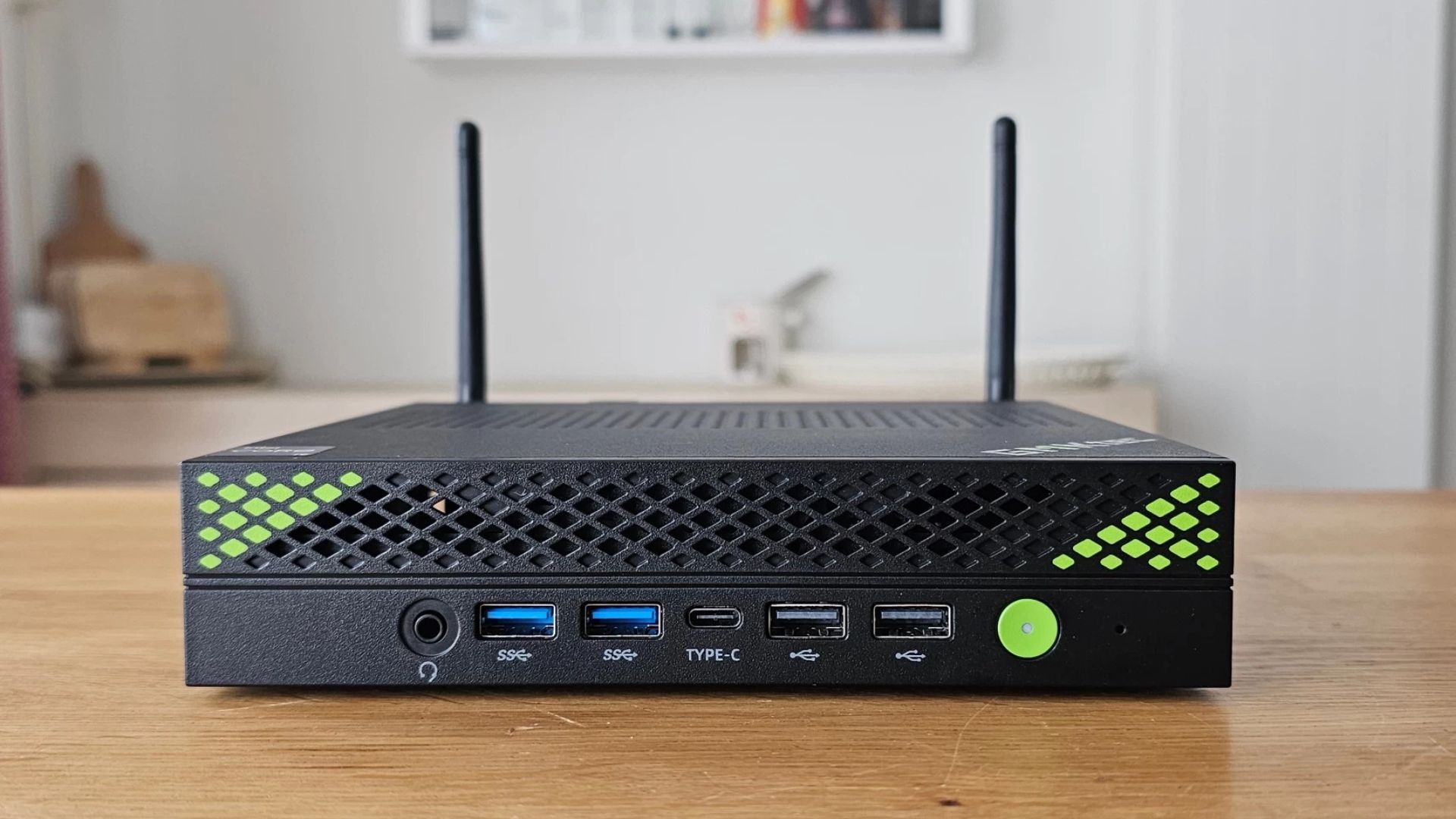 Đánh giá GMKtec NucBox K10: Mini PC Core i9 mạnh mẽ, cân mọi tác vụ văn phòng, sáng tạo với giá phải chăng 1 GMKtec NucBox K10 16
