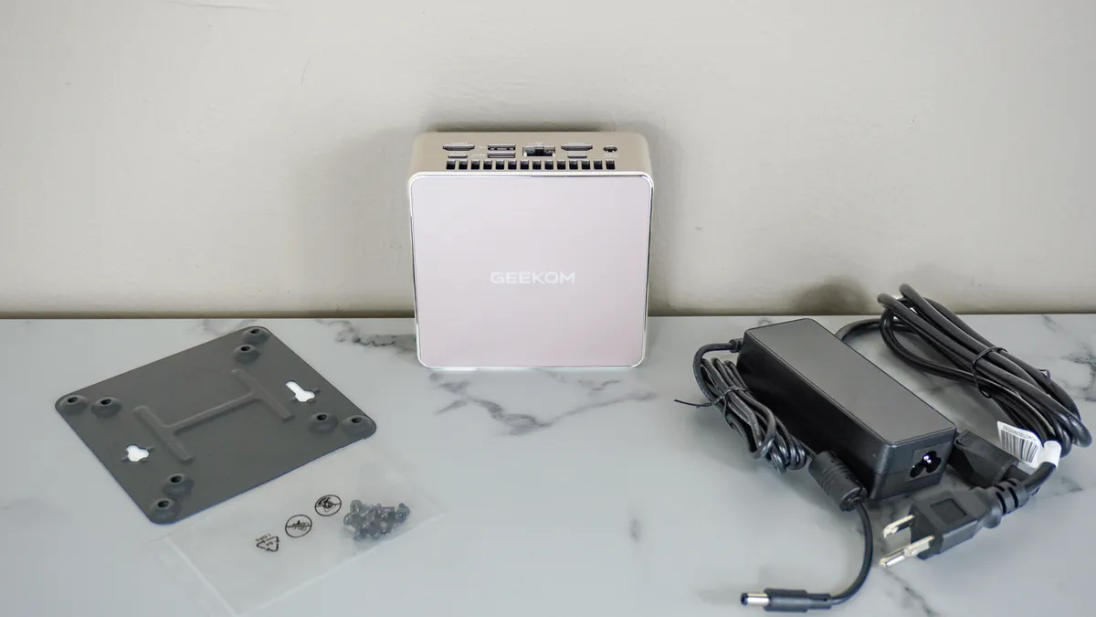 Đánh giá PC mini Geekom A5 2025 Edition: Đỉnh cao giá rẻ với thiết kế sang trọng và hiệu suất ổn định 13 Geekom A5 2025 Edition 1