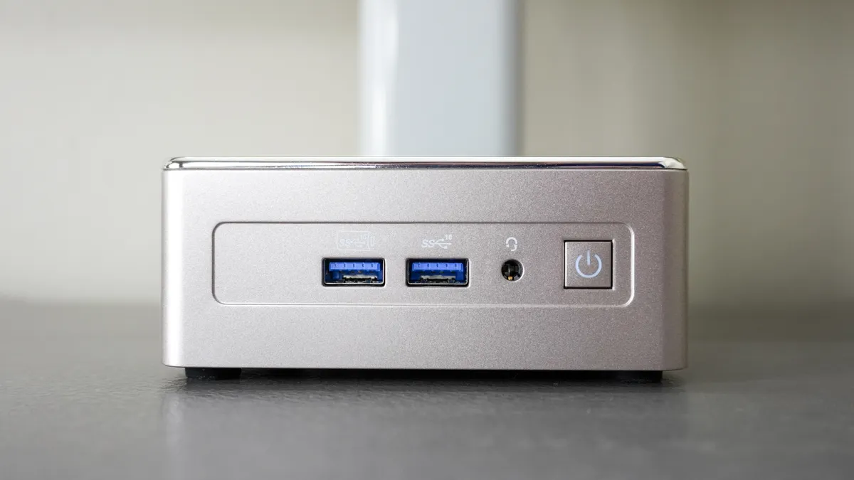 Đánh giá PC mini Geekom A5 2025 Edition: Đỉnh cao giá rẻ với thiết kế sang trọng và hiệu suất ổn định 14 Geekom A5 2025 Edition 2