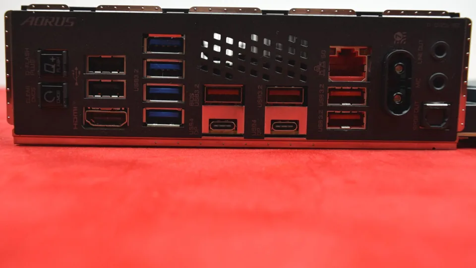 Gigabyte X870E Aorus Master 3