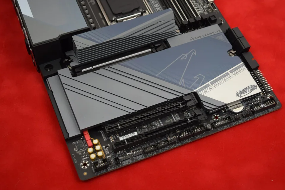 Gigabyte X870E Aorus Master 8