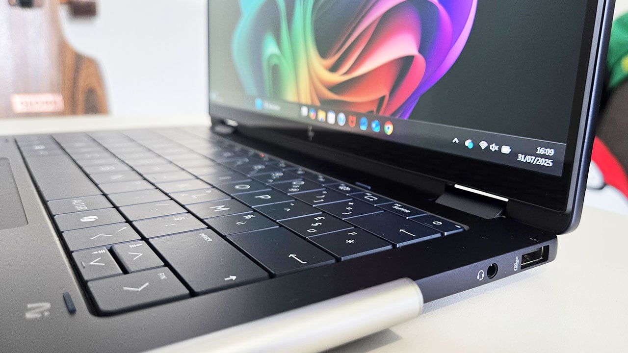 HP OmniBook X Flip 14 fm0004nf 9