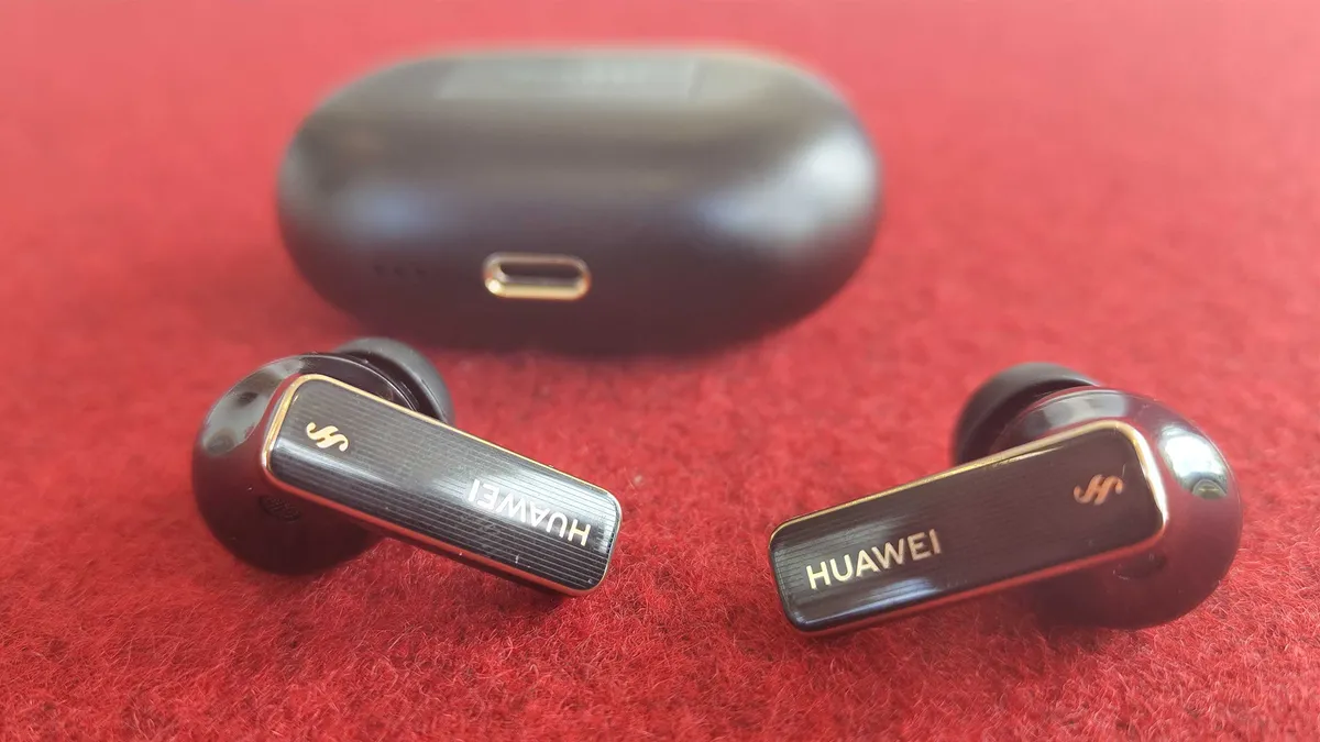 Huawei FreeBuds Pro 4 3