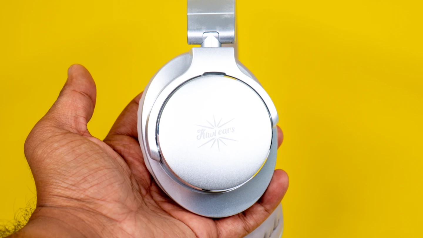 Kiwi Ears Division 6