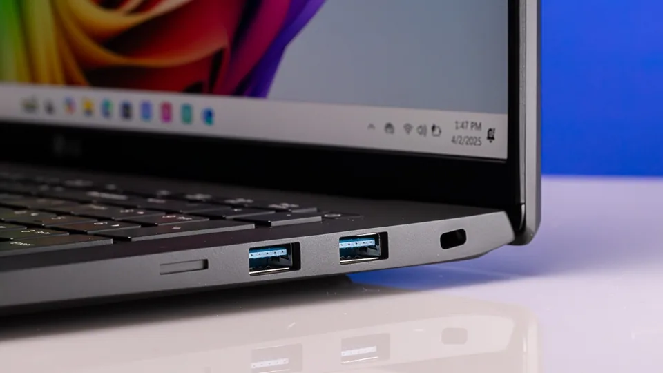 Đánh giá LG Gram 17 (2025): Laptop 17 inch siêu nhẹ, pin khủng, màn hình lớn cho mọi tác vụ 28 LG Gram 17 2025 1