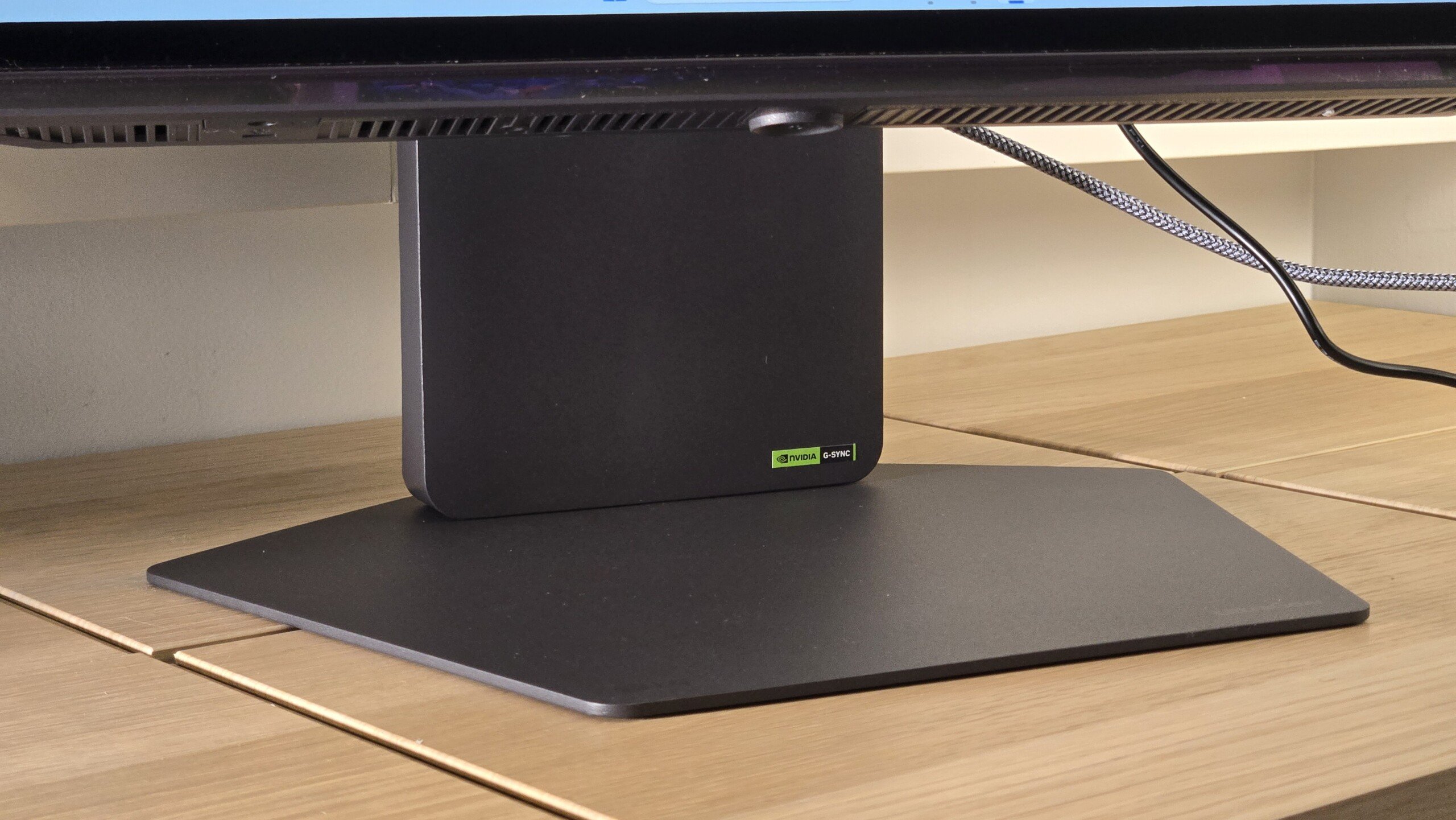 LG UltraGear 27GX790A 4