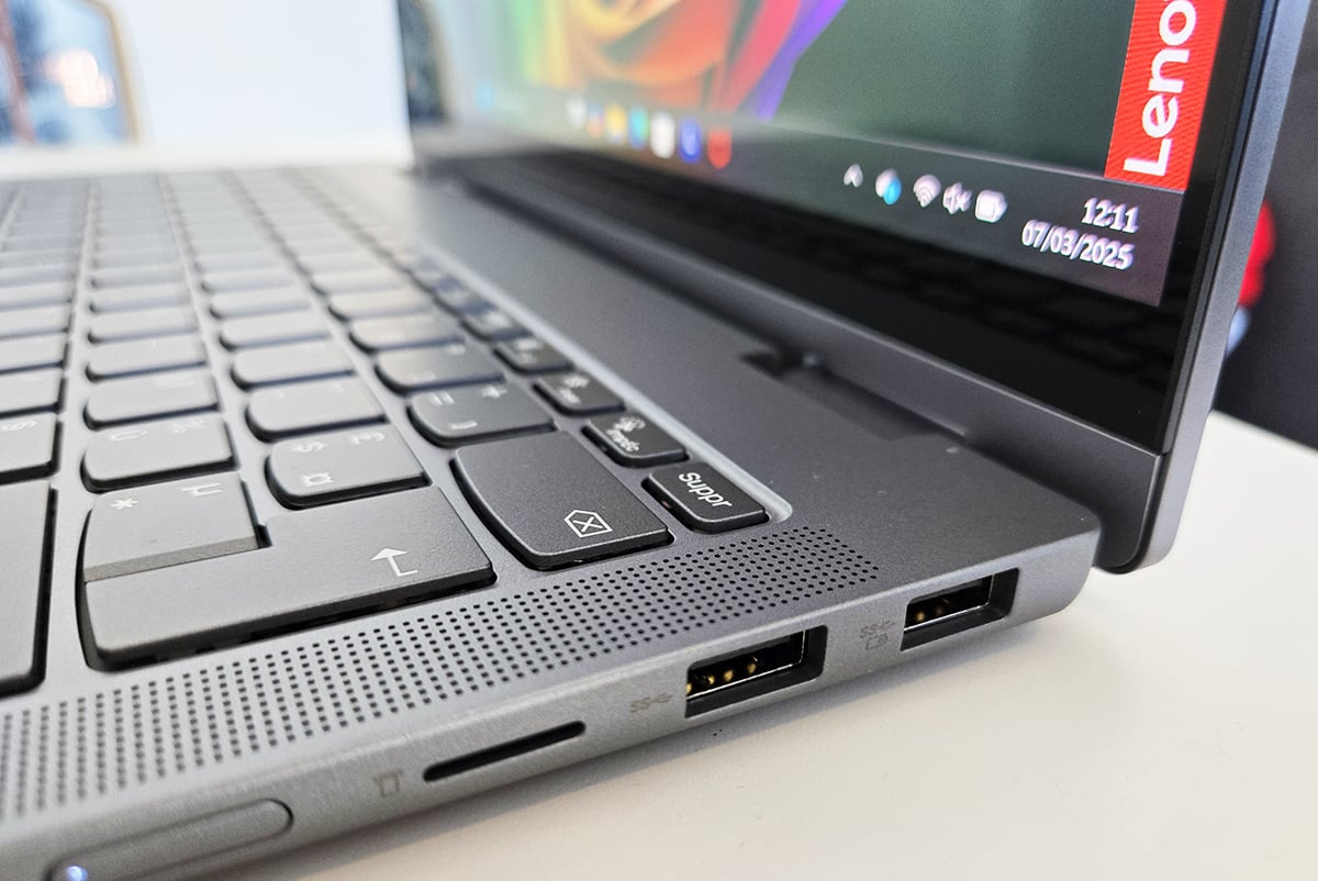 Lenovo IdeaPad 5x 2 in 1 14Q8X9 8