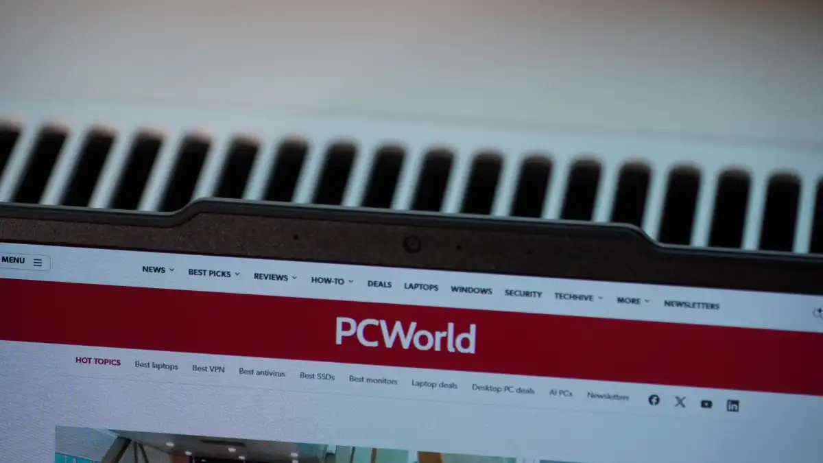 Đánh giá Lenovo Legion 5i 15IRX10: Hiệu suất RTX 5060 đỉnh cao cho game thủ 18 Lenovo Legion 5i 15IRX10 5