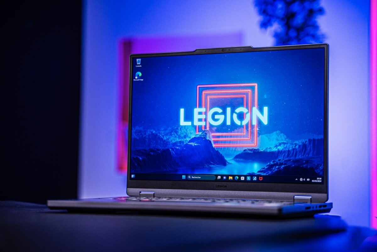 Lenovo Legion Slim 5 14APH8 10