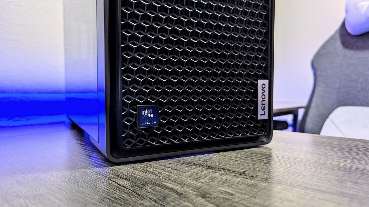 Đánh giá Lenovo Legion Tower 7i (Gen 10): Bùng nổ sức mạnh thế hệ mới với khả năng nâng cấp mạnh mẽ 24 Lenovo Legion Tower 7i Gen 10 15