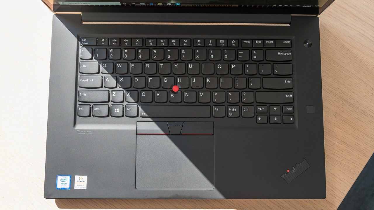 Đánh giá Lenovo ThinkPad P1 Gen 2: Laptop workstation di động mỏng nhẹ với màn hình OLED tuyệt đẹp dành cho dân thiết kế 24 Lenovo ThinkPad P1 Gen 2 4