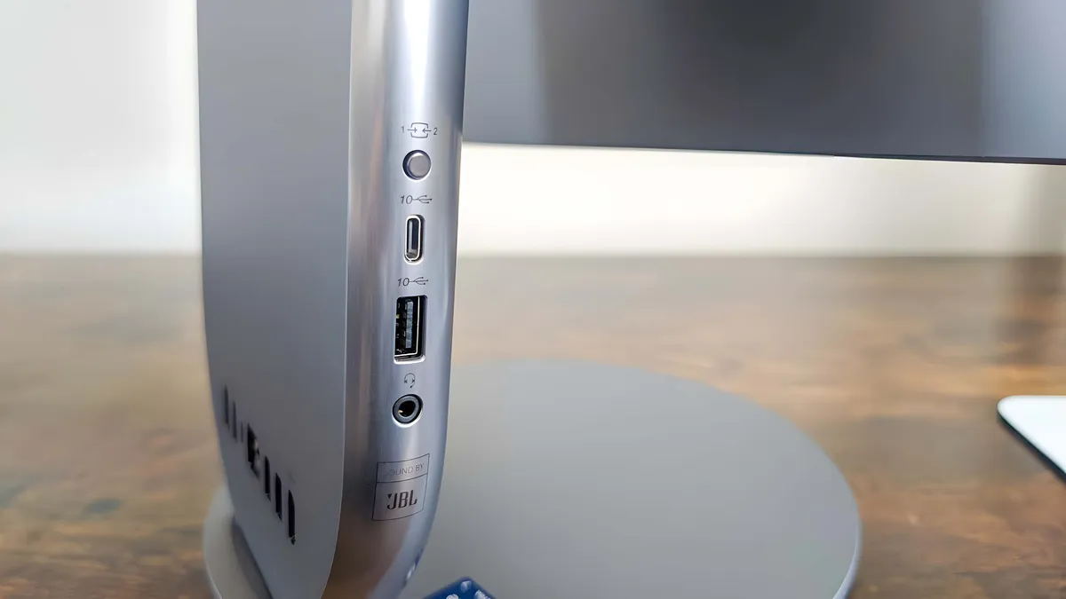 Lenovo Yoga AIO 27 9