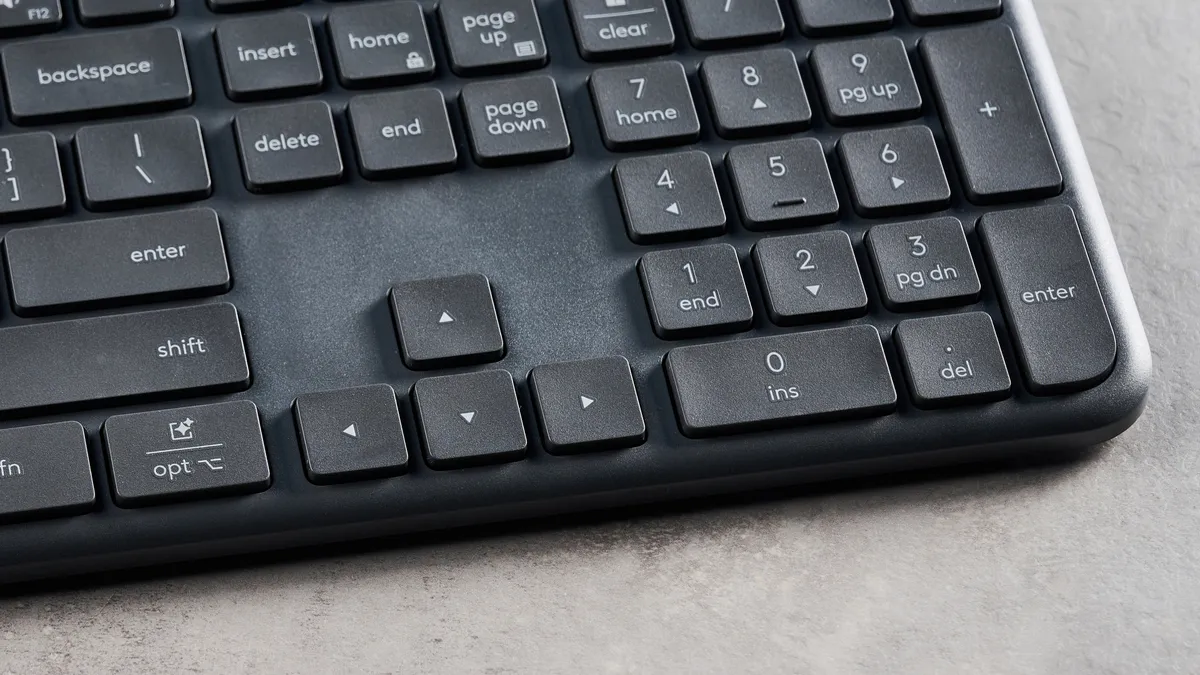 Đánh giá Logitech K620: Bàn phím không dây thanh lịch cho dân công sở 10 Logitech K620 4