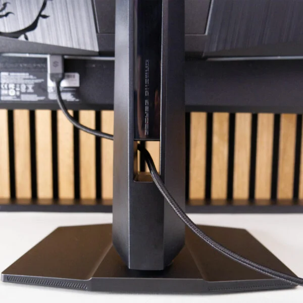 Đánh giá MSI MPG 322URX QD-OLED: Đỉnh cao 4K 240Hz với cổng DisplayPort 2.1a vượt thời gian 31 MSI MPG 322URX QD OLED 4