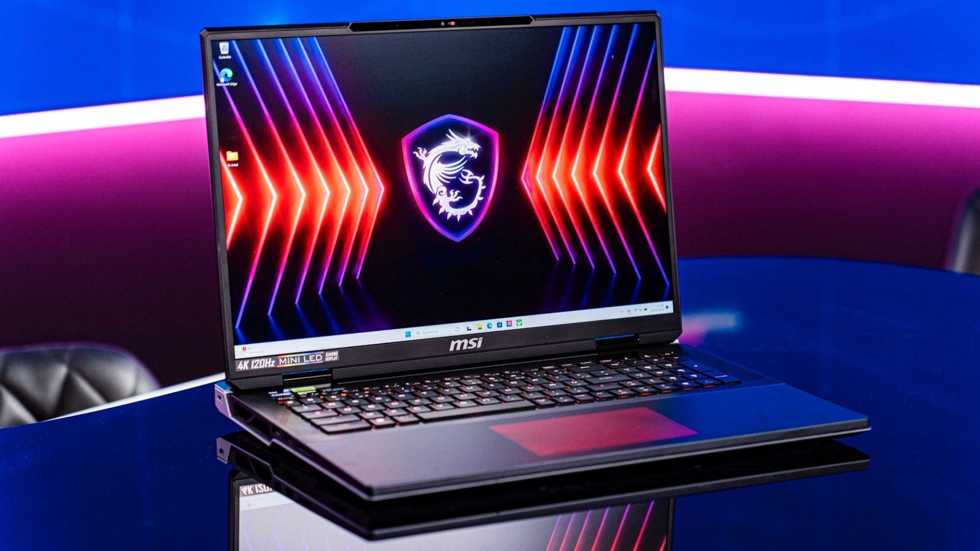 Đánh giá MSI Titan 18 HX A14V: Chiếc laptop "siêu khủng" dành cho game thủ và dân sáng tạo chuyên nghiệp 1 MSI Titan 18 HX A14V 1