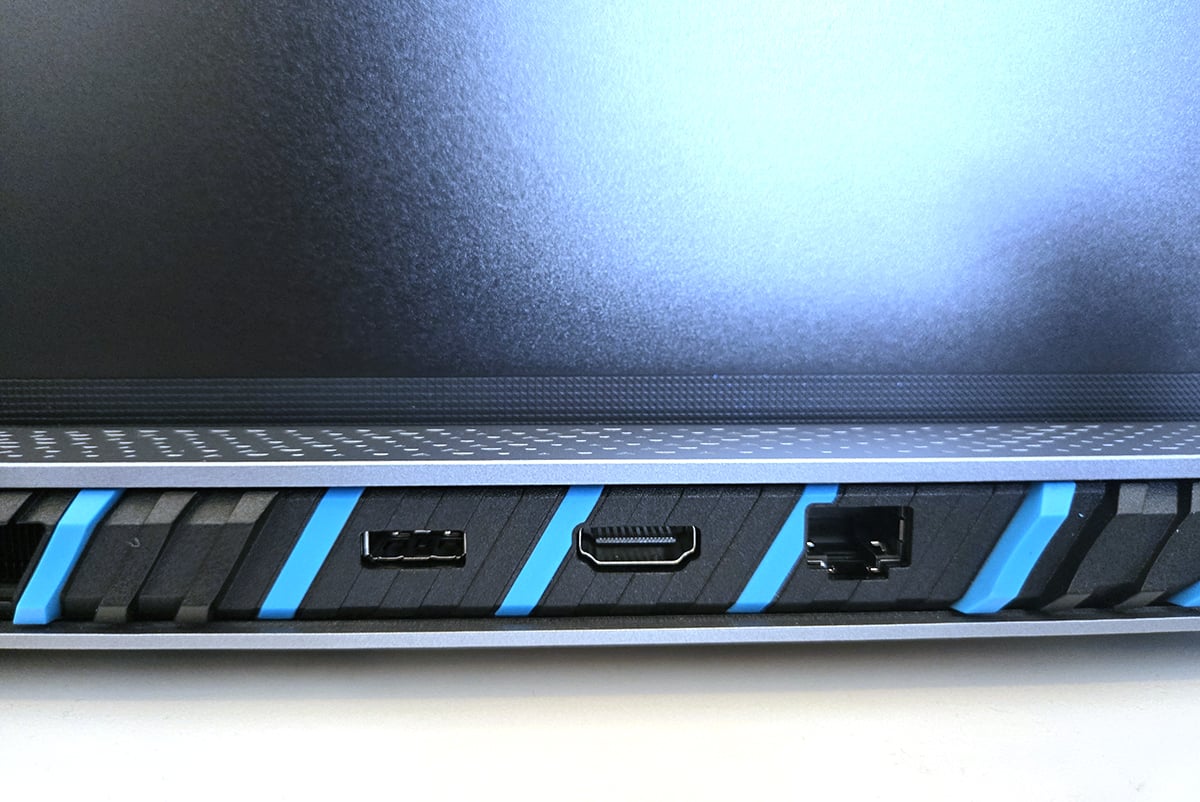 MSI Titan 18 HX AI A2XWJG 609FR 1