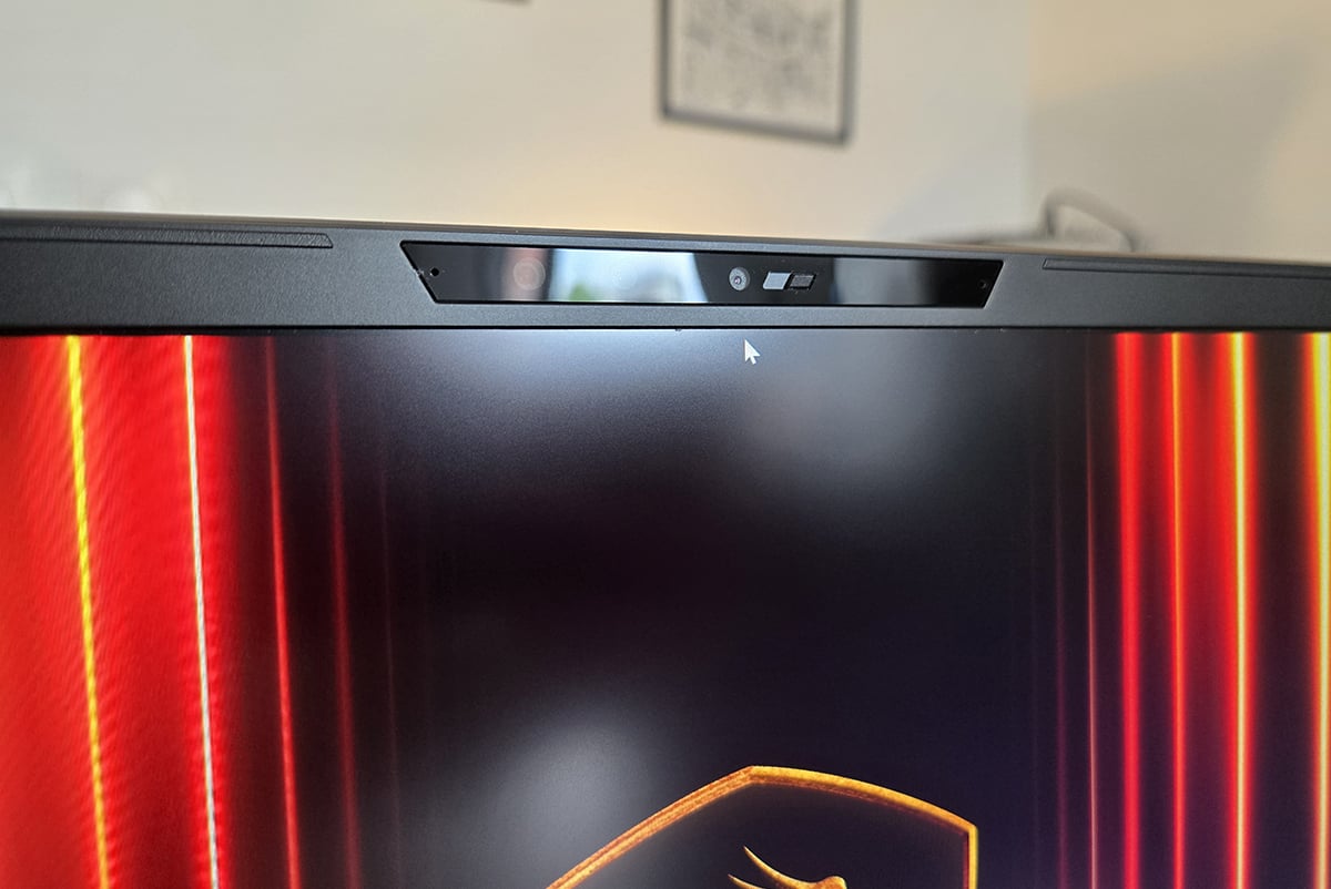 Đánh giá MSI Vector 16 HX AI A2XW: Laptop gaming mạnh mẽ để chơi game, linh hoạt cho công việc và giải trí 29 MSI Vector 16 HX AI A2XW 14