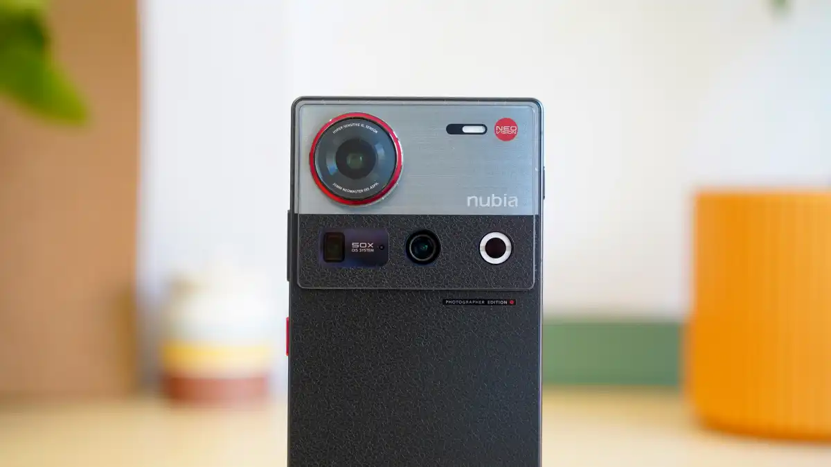 Nubia Z70S Ultra 4