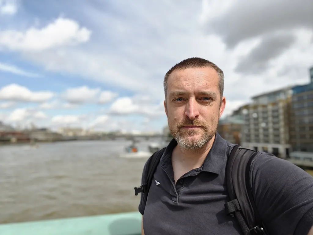 Đánh giá OnePlus Nord 5: Cỗ máy 144Hz với pin khổng lồ và selfie tuyệt đẹp 17 OnePlus Nord 5 7