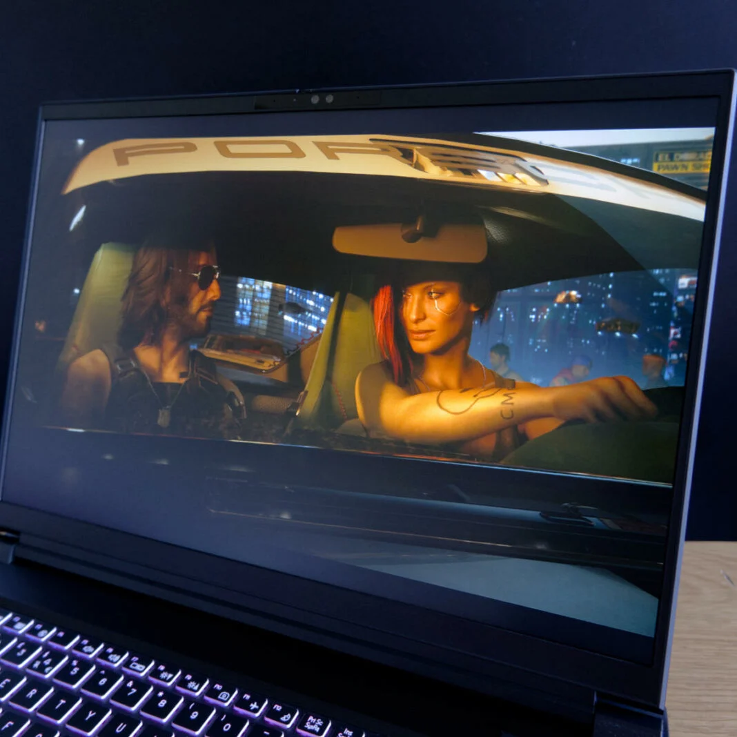 PCSpecialist Recoil 18 8