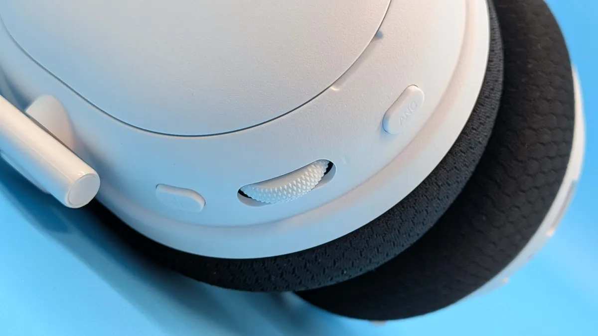 Đánh giá tai nghe Razer BlackShark V3 Pro: Chất âm tuyệt đỉnh, nhưng tính năng ANC có thực sự cần thiết? 21 Razer BlackShark V3 Pro 7