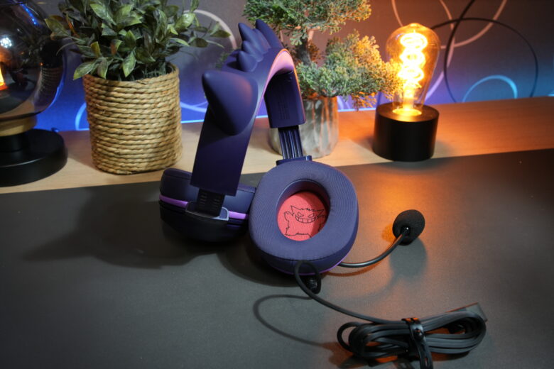 Razer Kraken Kitty V2 Gengar Edition 14