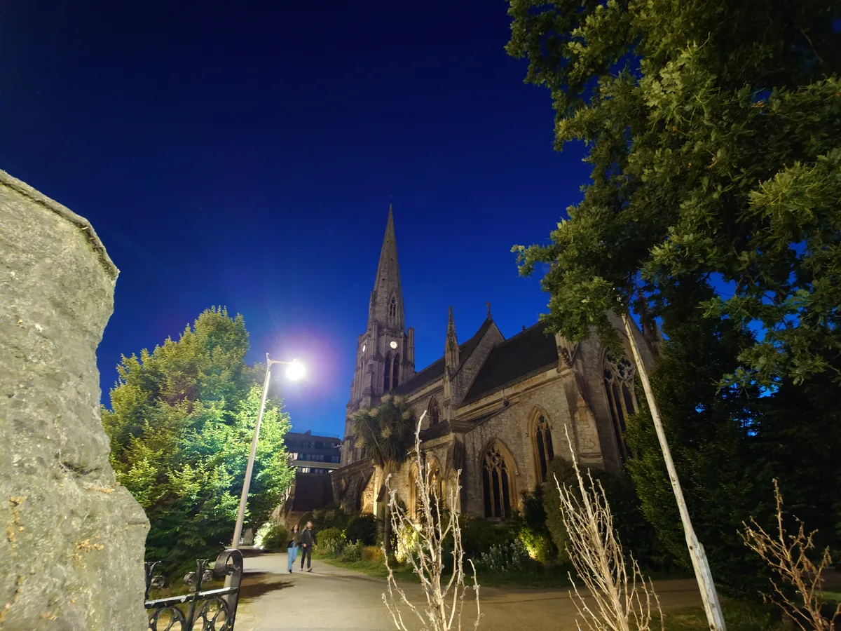 Đánh giá điện thoại Sony Xperia 1 VII: Nhiếp ảnh chân thực hay công nghệ lỗi thời? 22 Sony Xperia 1 VII 10