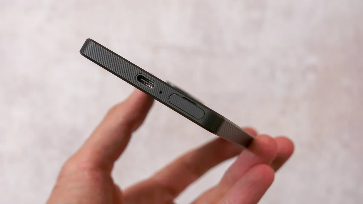 Đánh giá điện thoại Sony Xperia 1 VII: Nhiếp ảnh chân thực hay công nghệ lỗi thời? 17 Sony Xperia 1 VII 4