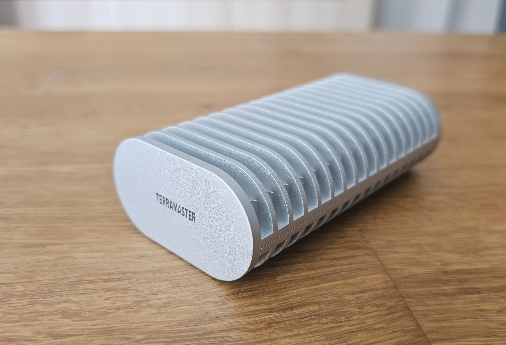 Đánh giá TerraMaster D1 SSD Plus: Hoàn hảo cho chỉnh sửa video 4K/8K và khả năng tản nhiệt tuyệt vời! 31 TerraMaster D1 SSD Plus 17