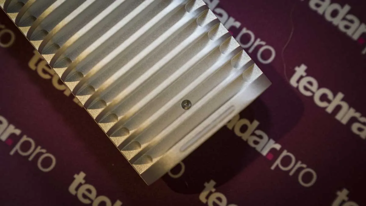 Đánh giá TerraMaster D1 SSD Plus Enclosure: Lưu trữ RAID siêu tốc trong thiết kế nhỏ gọn mạnh mẽ 9 TerraMaster D1 SSD Plus Enclosure 2