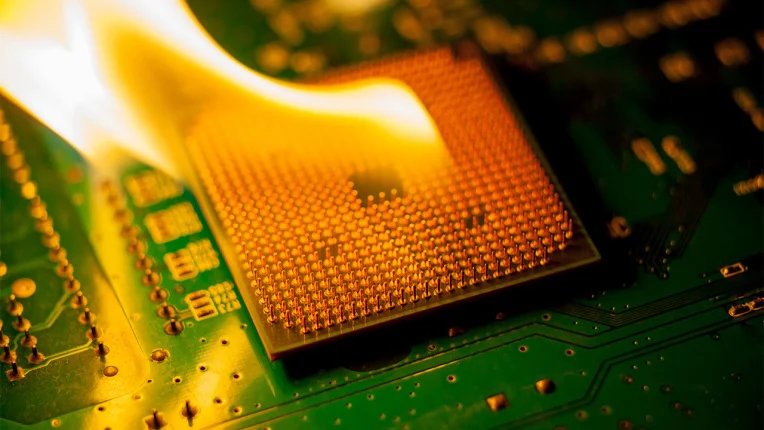 Top 7 thoi quen xau nay dang huy hoai chiec PC va laptop cua ban 1