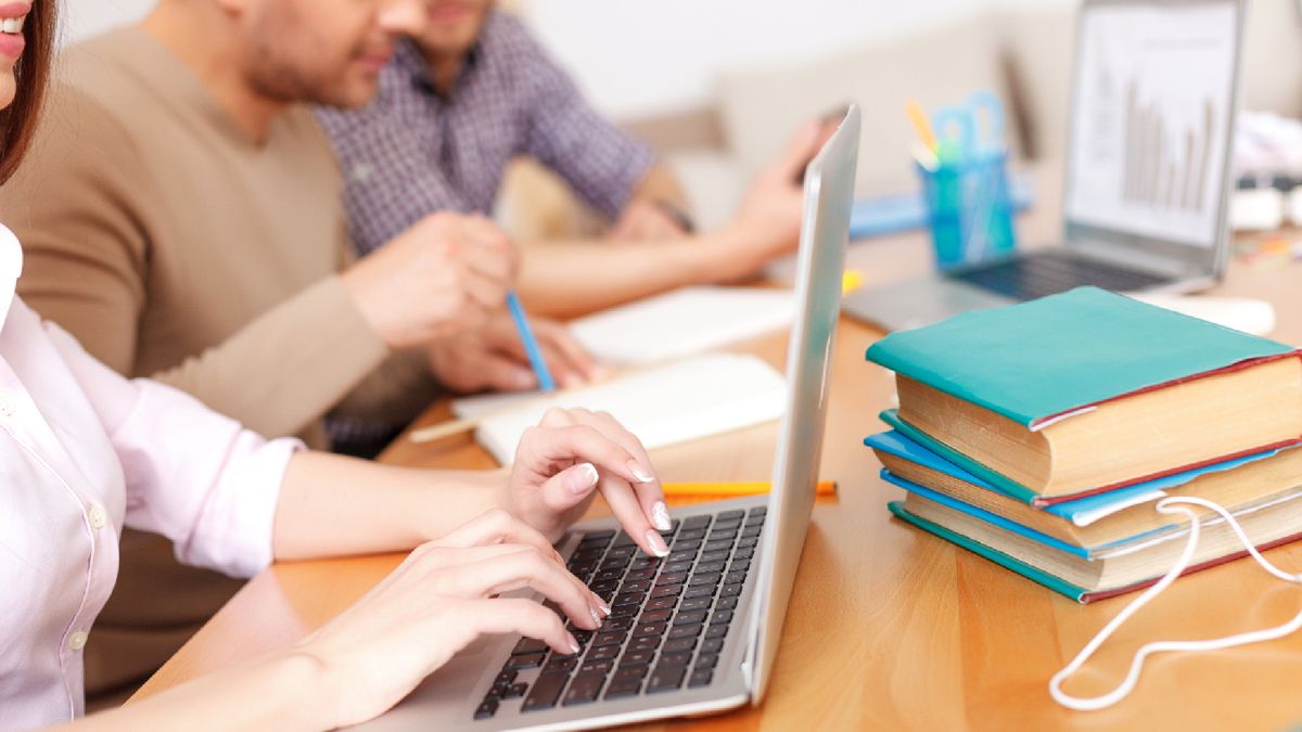 Trinh duyet cua ban dang lam hao pin laptop 6