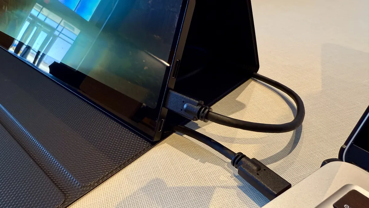 UPERFECT UColor O2 1