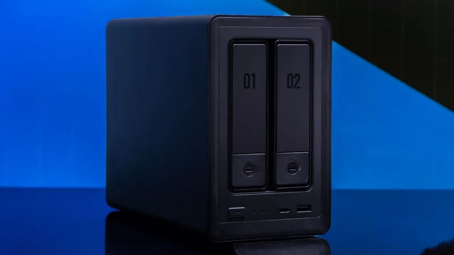 Đánh giá Ugreen NASync DXP2800: Thiết bị NAS 2 khay phù hợp cho sao lưu dữ liệu đơn giản 1 Ugreen NASync DXP2800 2