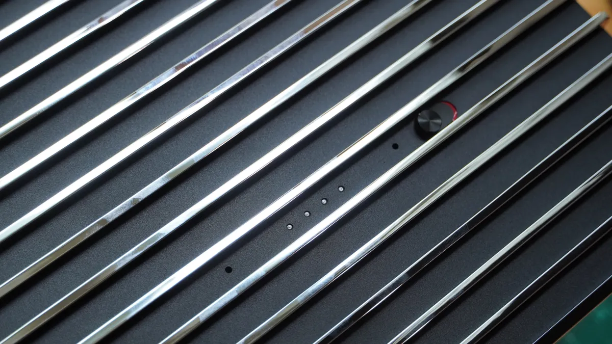 Đánh giá Valerion VisionMaster Pro 2: Đỉnh cao điện ảnh với công nghệ ba laser 10 Valerion VisionMaster Pro 2 2