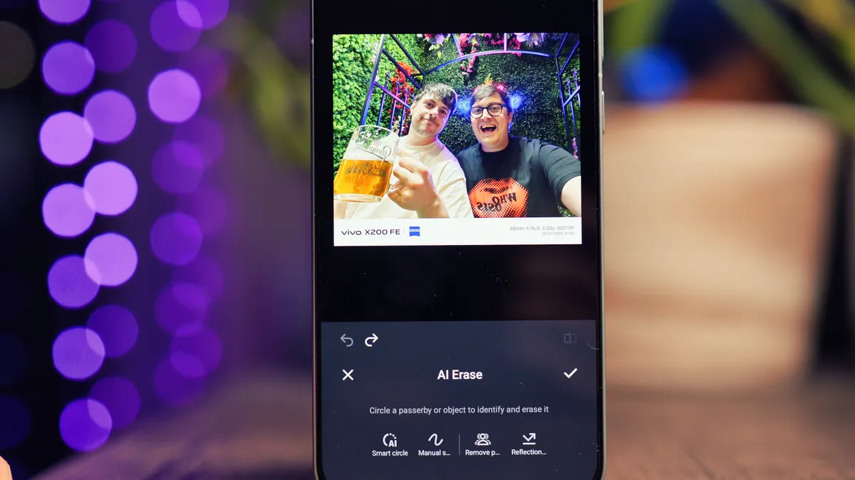 Đánh giá Vivo X200 FE: Cỗ máy nhỏ gọn với camera 4K và pin khổng lồ 6500mAh 34 Vivo X200 FE 16