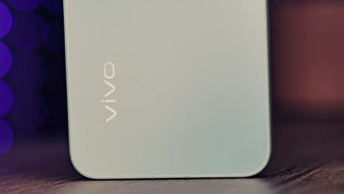 Đánh giá Vivo X200 FE: Cỗ máy nhỏ gọn với camera 4K và pin khổng lồ 6500mAh 25 Vivo X200 FE 4