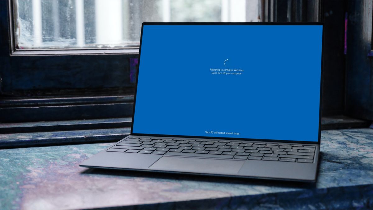 Đừng để máy tính Windows 10 của bạn gặp rủi ro: Cập nhật ngay trước khi bị ngừng bảo mật 9 Windows 10 2 1