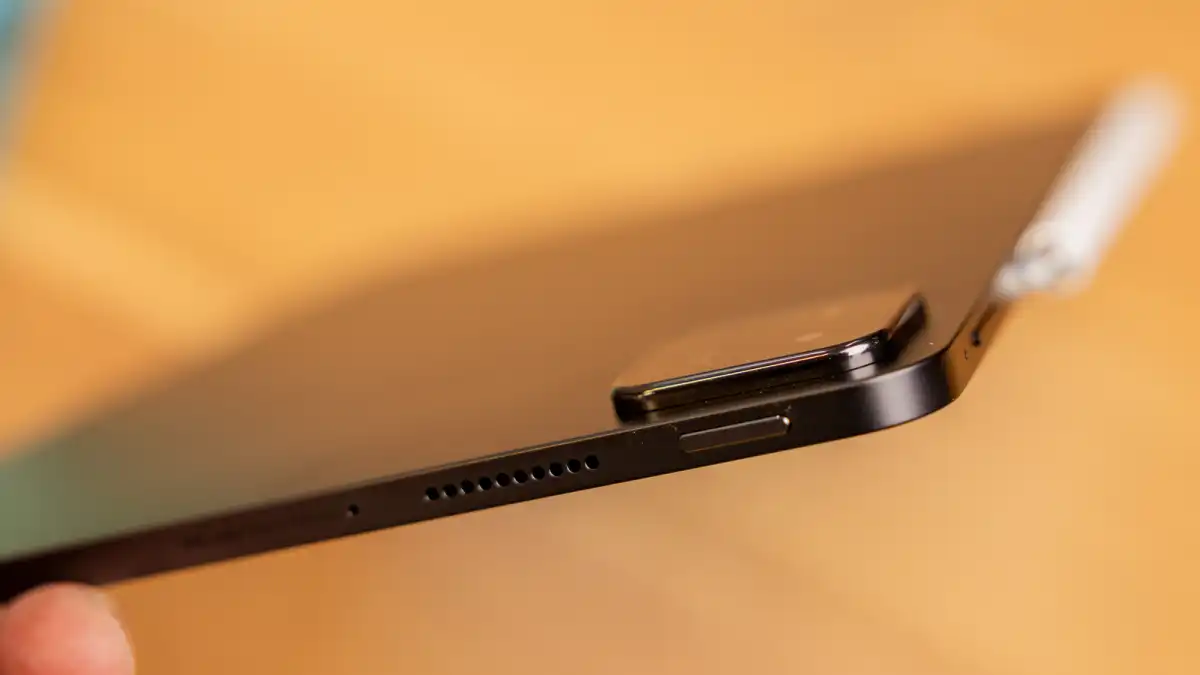 Đánh giá Xiaomi Pad 7: Hiệu năng khủng, màn hình 144Hz, pin trâu - Có đủ để thay thế laptop? 21 Xiaomi Pad 7 13