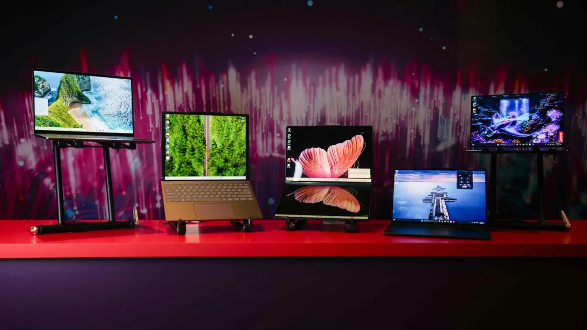 Top những chiếc laptop màn hình OLED tốt nhất năm 2025: Từ học tập đến gaming, đâu là lựa chọn phù hợp? 1 laptop man hinh OLED tot nhat 1
