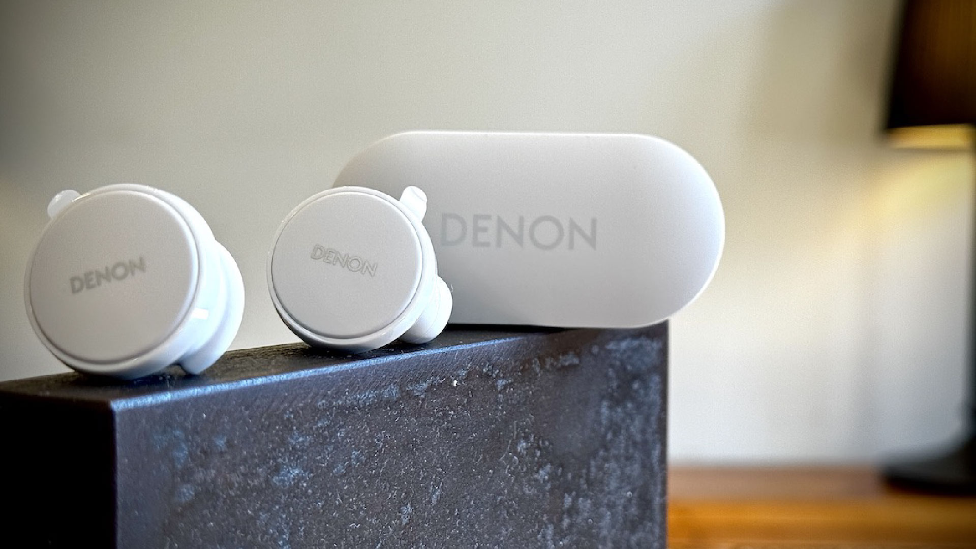 Trải nghiệm tai nghe Denon PerL Pro: Chất âm Hi-Fi, chống ồn chủ động mạnh mẽ 1 2 1 01