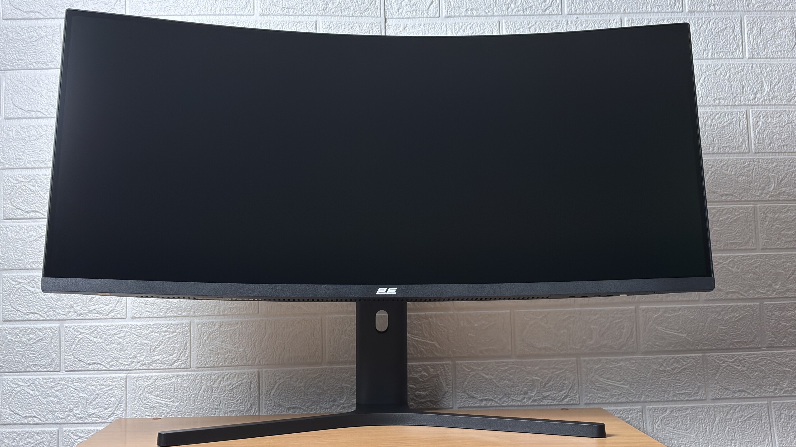 Đánh giá màn hình 2E Gaming G3424B: Màn hình cong 34 inch, 180Hz giá cực tốt cho game thủ. 21 2E Gaming G3424B 10