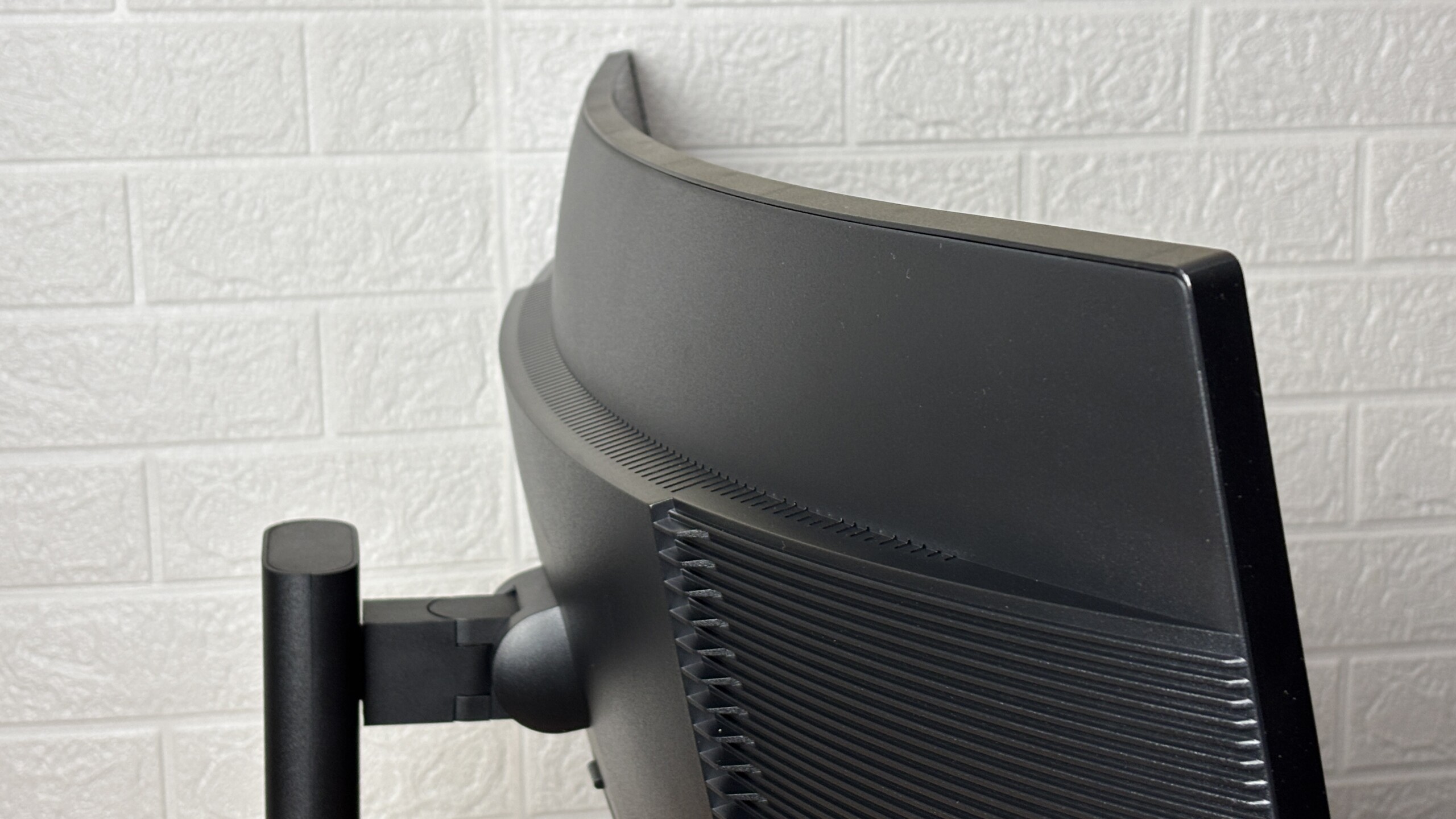 Đánh giá màn hình 2E Gaming G3424B: Màn hình cong 34 inch, 180Hz giá cực tốt cho game thủ. 22 2E Gaming G3424B 9