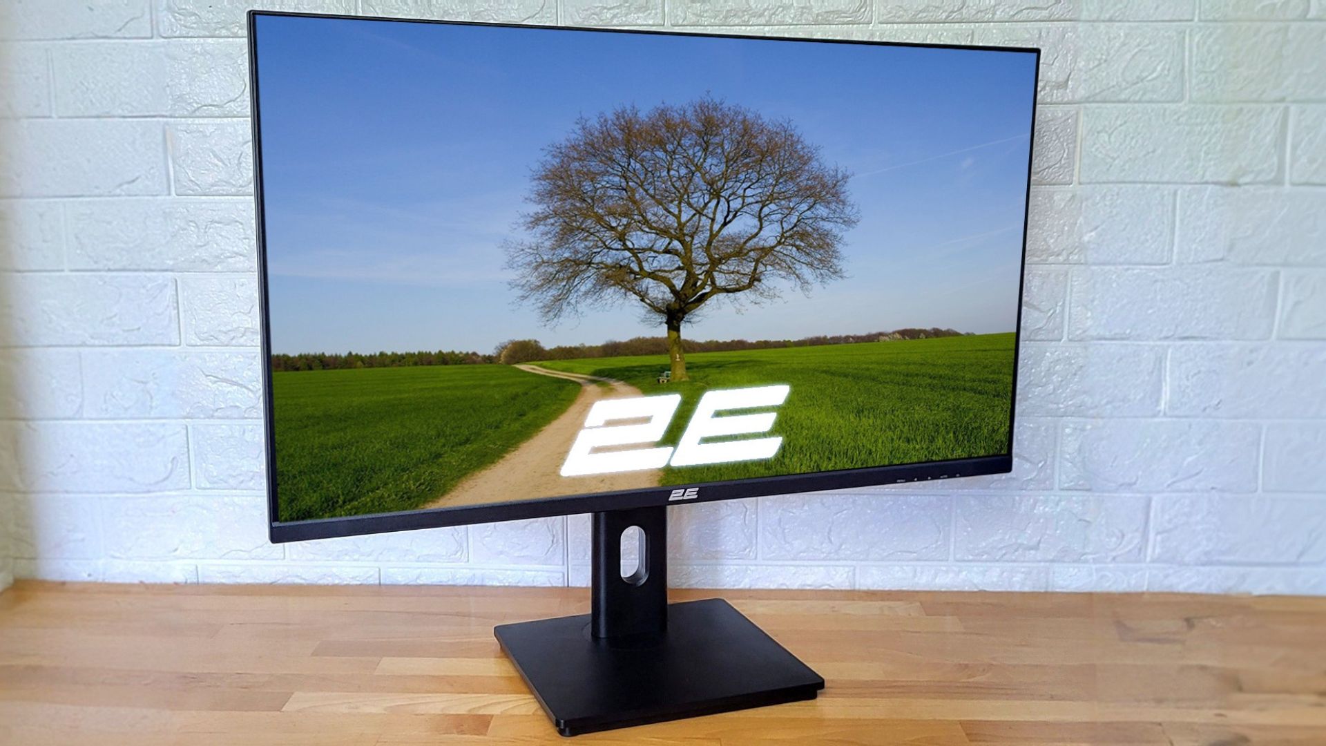 Đánh giá 2E L2825B: Chiếc màn hình gaming 28-inch với công nghệ FreeSync Premiu 1 2E L2825B 1