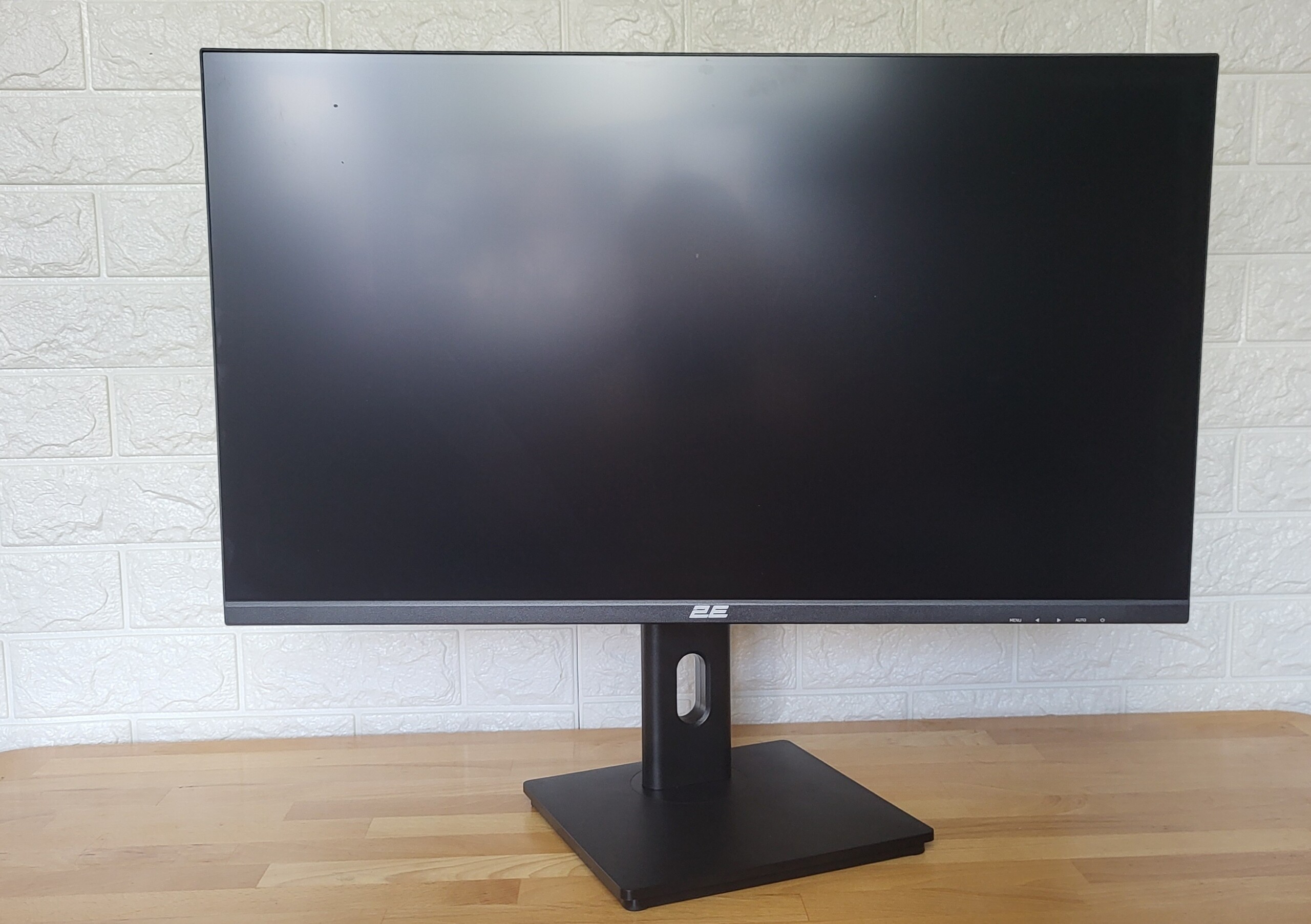 Đánh giá 2E L2825B: Chiếc màn hình gaming 28-inch với công nghệ FreeSync Premiu 35 2E L2825B 25