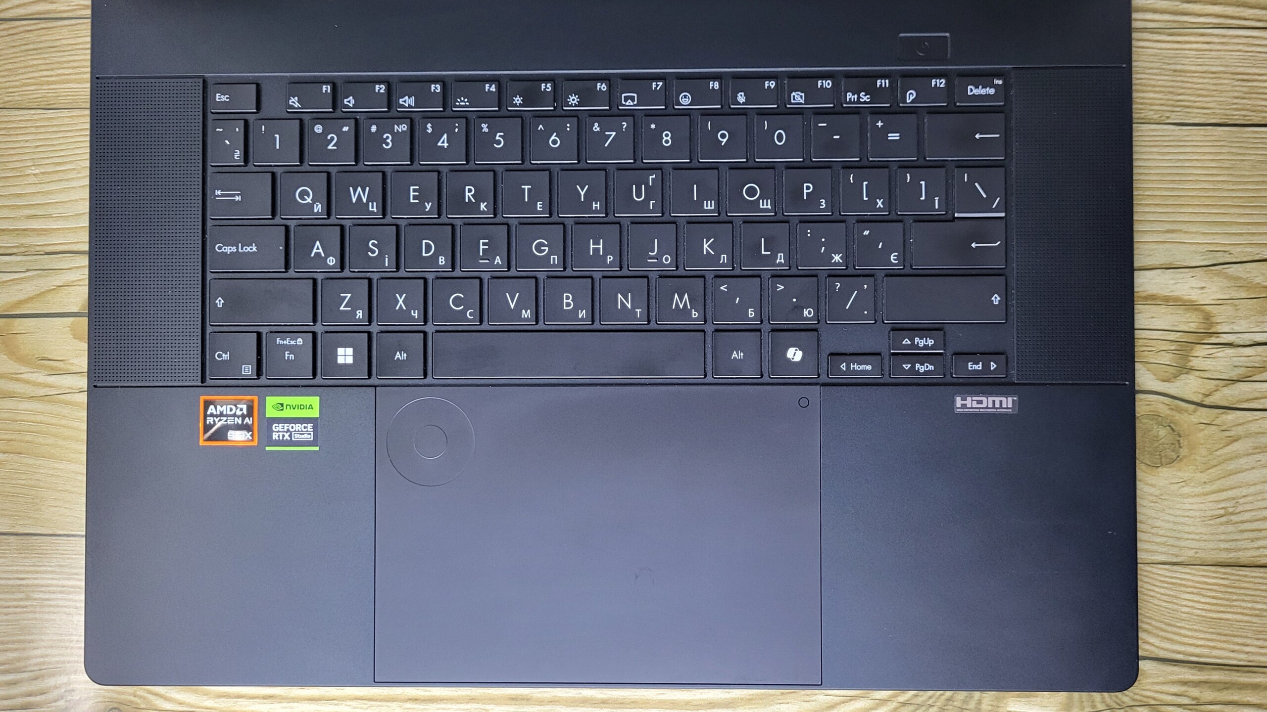 ASUS ProArt P16 H7606WI 8