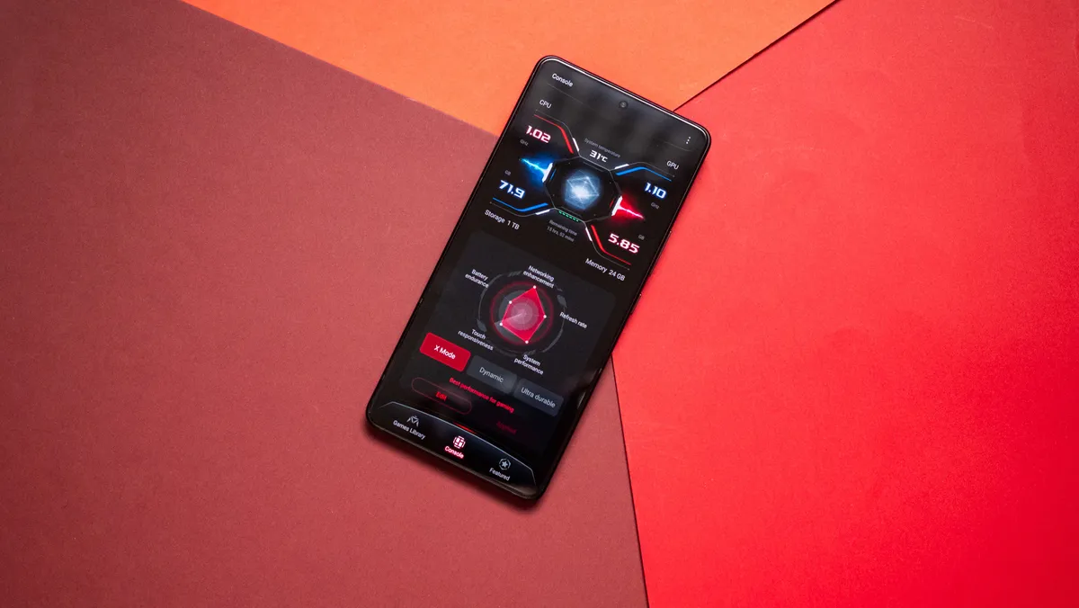 Đánh giá ASUS ROG Phone 9 Pro: Đỉnh cao gaming, liệu có đủ để làm flagship toàn diện? 38 ASUS ROG Phone 9 Pro 14