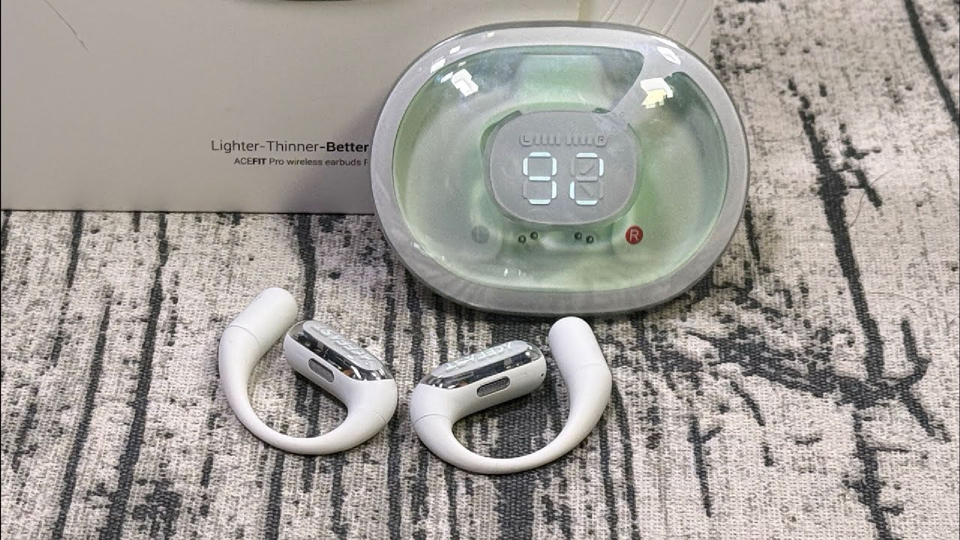 Đánh giá AceFast AceFit Pro: Tai nghe thể thao thông minh, bền bỉ cho mọi hành trình 1 AceFast AceFit Pro 01
