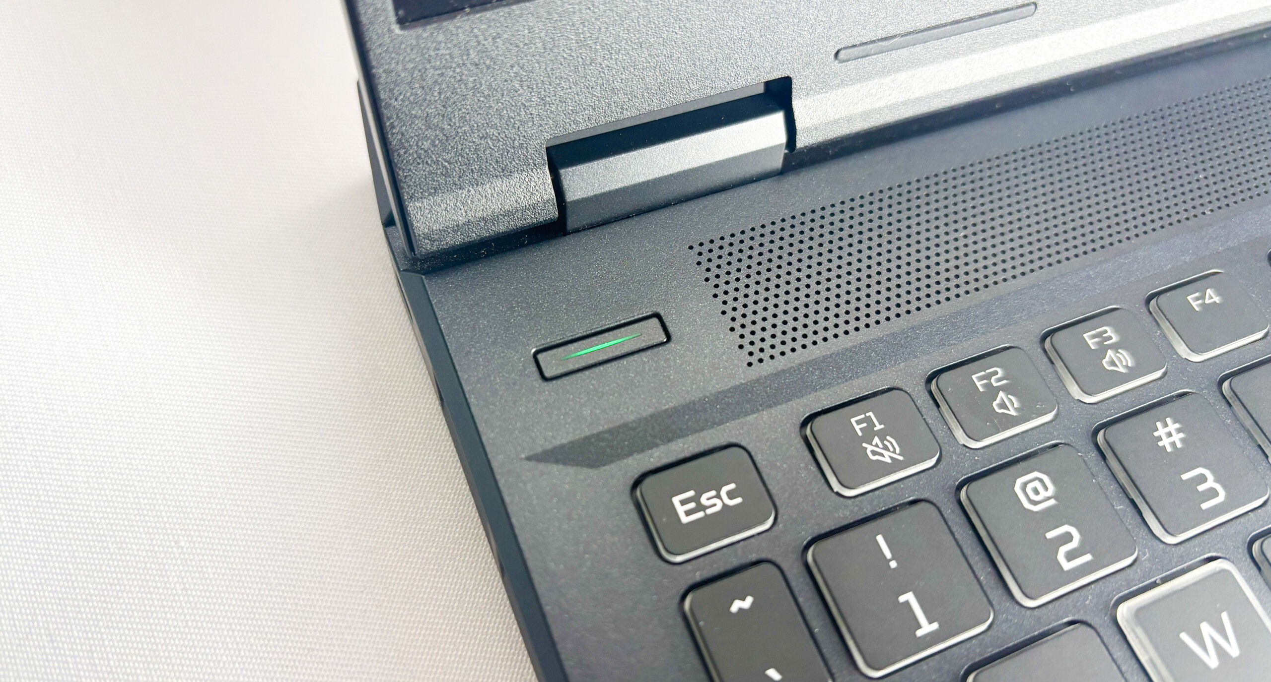 Acer Nitro 14 AN14 41 R6 19