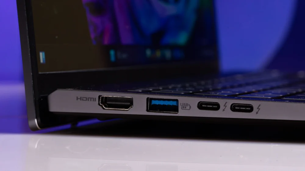 Đánh giá Acer Swift Go 16 (2025): Màn hình OLED lớn chính là điểm thu hút lớn nhất 15 Acer Swift Go 16 2025 6